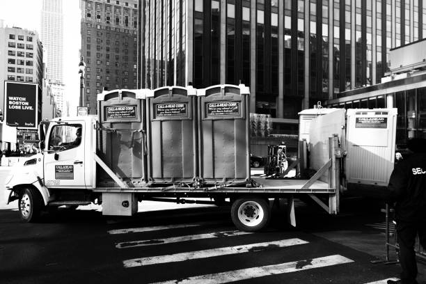 Best Affordable portable toilet rental  in Audubon, IA
